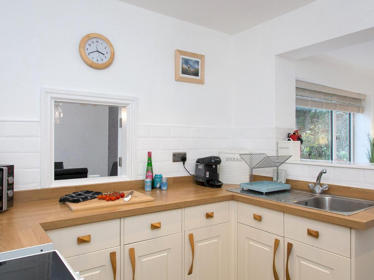 Pass The Keys Modern Coastal Home In Bull Bay Amlwch Exteriör bild