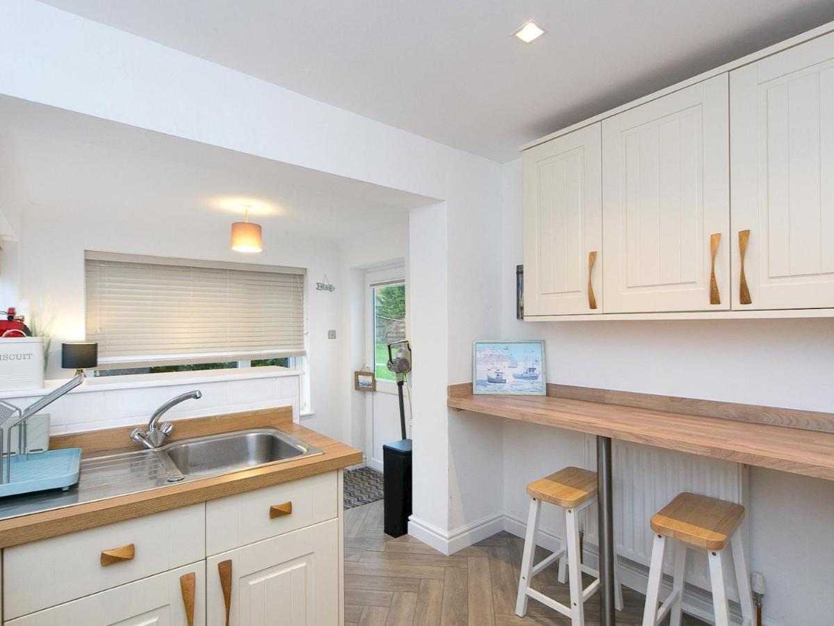 Pass The Keys Modern Coastal Home In Bull Bay Amlwch Exteriör bild