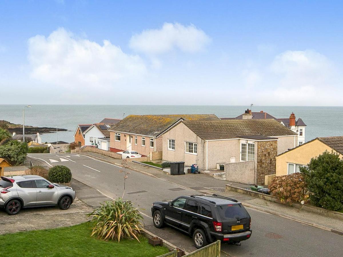 Pass The Keys Modern Coastal Home In Bull Bay Amlwch Exteriör bild