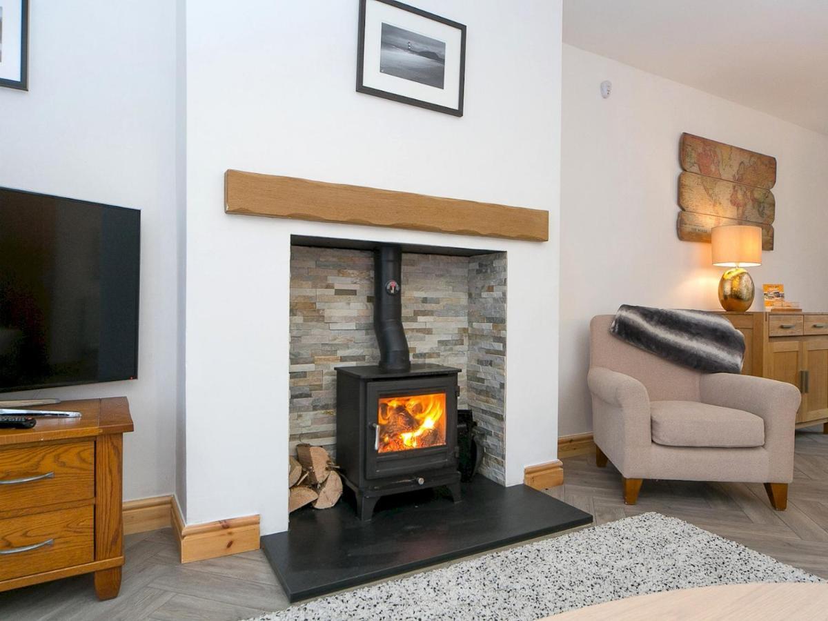 Pass The Keys Modern Coastal Home In Bull Bay Amlwch Exteriör bild