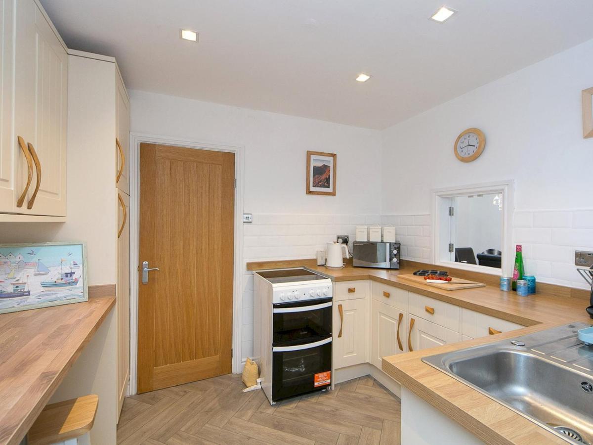 Pass The Keys Modern Coastal Home In Bull Bay Amlwch Exteriör bild